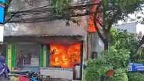 Ruko Loundry di Ciracas Kebakaran, Tidak Ada Korban Jiwa