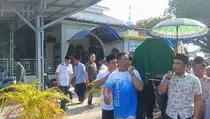 Jenazah Soleh Korban Tragedi Ponpes Sidoarjo Dimakamkan di Belitung