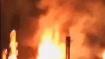 Kilang Pertamina RU II Dumai Meledak, Api Membumbung Tinggi