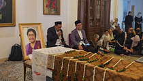 Istri Wakil Presiden Ke-4 Umar Wirahadikusumah Wafat Usia 95 Tahun
