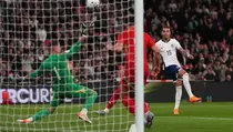 Inggris Bungkam Wales 3-0, Rogers Cetak Gol Cepat di Wembley