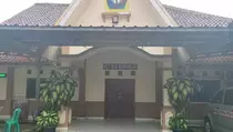 Kantor Desa Bojongkulur Disegel, Pelayanan Publik Lumpuh Total