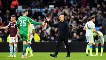 Guardiola Tak Panik meski Man City Mandul di Kandang Aston Villa