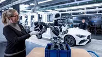 Industri Otomotif Jerman Krisis, 200.000 Pekerjaan Terancam Kena PHK
