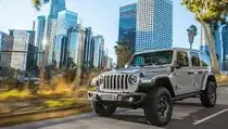 Chrysler Panik! 320.000 Jeep Hibrid Ditarik karena Risiko Terbakar