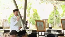 Wiranto Tabah Hadiri Pemakaman Istri di Astana Wukir Sirna Raga