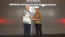 Benahi Tambang Ilegal, Bahlil Lahadalia Dapat Penghargaan Beritasatu