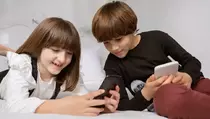 Pemprov Jatim Batasi Penggunaan Gadget di Sekolah, Ini Aturannya
