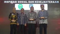 Pemda Bandung Barat Terima Penghargaan Social Empowerment & Welfare