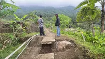 Tanah Bergerak di Kebumen Rusak Jalan hingga Lahan Pertanian