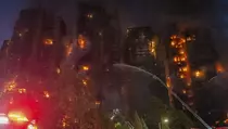 Kebakaran Besar Kompleks Apartemen, Polisi Hong Kong Tangkap 3 Orang