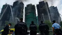 151 Tewas dalam Kebakaran Hong Kong, Polisi Amankan 13 Tersangka
