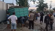 Kecelakaan Maut di Demak Terekam CCTV, 1 Penumpang Terlempar Keluar