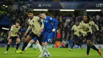 Flick: Araujo Absen Lawan Atletico karena Alasan Pribadi