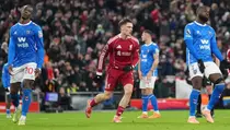 Cedera saat Pemanasan Liverpool vs Forest, Wirtz Terpaksa Diganti