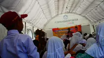 94 Siswa Terdampak Erupsi Semeru Masih Belajar di Tenda Darurat