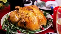 7 Makanan Saat Natal Paling Populer yang Selalu Dinantikan Keluarga