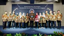 Kelola Aset Negara, Setjen DPD Juara II Anugerah Reksa Bandha 2025