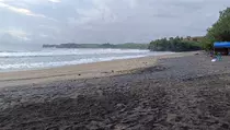 Rekomendasi 5 Pantai Tersembunyi di Blitar untuk Libur Nataru
