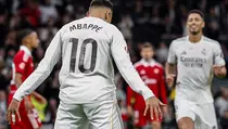 Kalahkan Sevilla 2-0, Real Madrid Terus Tempel Barcelona di Klasemen