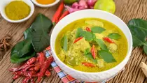 10 Makanan Khas Natal di Indonesia yang Sarat Makna Budaya
