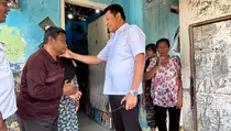 Kursi Roda Bantuan Bupati Sidoarjo Bantu Perjuangan Naysha