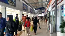 Natal 2025 Stasiun Surabaya Pasar Turi Dipadati 13.825 Penumpang