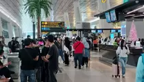 Jelang Tahun Baru 2026, Arus Penumpang Bandara Soetta Masih Padat