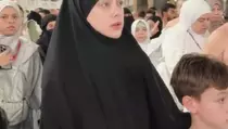Alasan Celine Evangelista Ajak 4 Anaknya Umrah Bareng pada Akhir Tahun