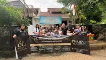 HUT ke-13, eL Hotel Jakarta Berbagi Kasih dengan Panti Asuhan Ester