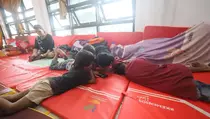 Sambangi Pengungsi Banjir, Pemkot Makassar Minta Kebutuhan Terpenuhi