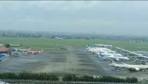 Cuaca Buruk di Soetta, Puluhan Pesawat Tertahan di Langit Jakarta