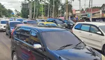 Libur Isra Mikraj: Jalur Puncak Bogor Macet 4 Km, One Way Diberlakukan