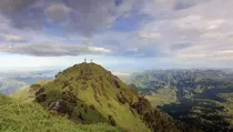 Fakta Gunung Bulusaraung yang Jadi Lokasi Jatuhnya Pesawat ATR 42-500