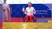 Nengah Widiasih Sumbang Medali Pertama Para Angkat Beban Indonesia