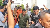 Geledah Kantor-Rumah Dinas Bupati Pati, KPK Amankan 2 Koper Dokumen