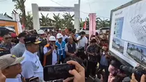 Huntara Padang Pariaman Hampir Rampung, DPR Apresiasi Gerak Cepat BUMN