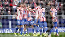 Nico Gonzalez Brace, Atletico Tundukkan Sociedad 3-2