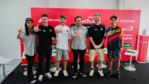Rider MotoGP dan VR46 Academy Bagi Ilmu ke Pembalap Lokal di Mandalika