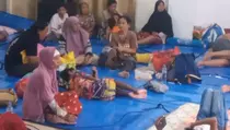 Banjir 2,6 Meter, Ratusan Warga Bidara Cina Mengungsi