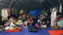 Korban Banjir di Karawang Masih Tinggal di Tempat Pengungsian