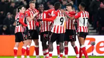 Hasil Premier League: Hajar Burnley, Sunderland Cetak Rekor di Kandang