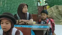 Kisah Miris Siswi SD Kulonprogo Asuh Adik karena Ibunya Sakit Kanker