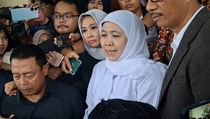 Khofifah Bantah Terima Fee 30 Persen dari Dana Hibah Jatim