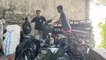 Pemuda Pangandaran Sulap Sampah MBG Jadi Cuan