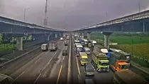 Libur Imlek, Tol Jagorawi Arah Ciawi dan Tol Japek Arah Cikampek Padat