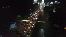 Jalur Puncak Bogor Makin Dipadati Kendaraan Malam Ini