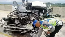 Innova Reborn vs Mobil Boks di Tol Sibanceh, 1 Tewas dan 2 Luka-luka
