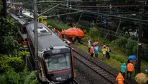 Kereta Api Bandara Anjlok