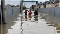 Banjir Rendam Perumahan Tambun Utara, Ketinggian Air 1,5 Meter